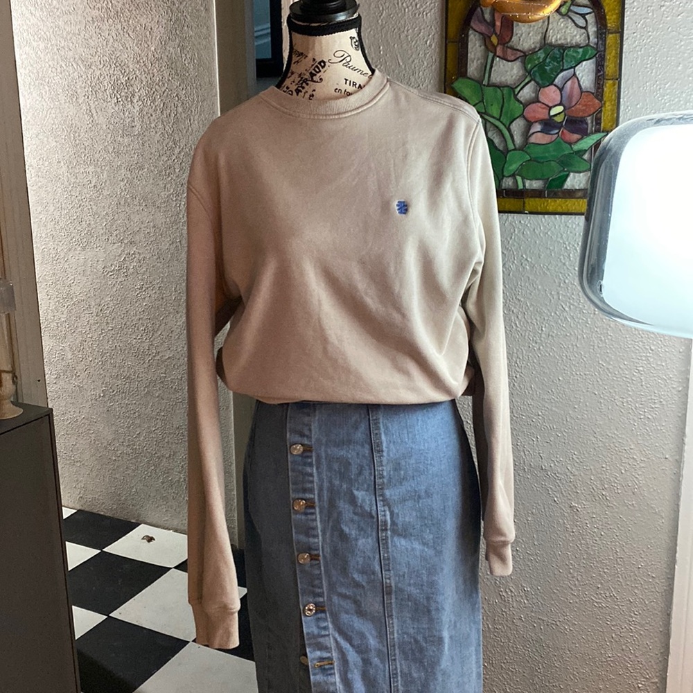 EUC Izod crewneck sweatshirt, advantage performance size small